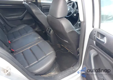 2012 Volkswagen Jetta Sportwagen 2.0L Tdi z USA, uszkodzony, nr VIN 3VWPL7AJ6CM687909